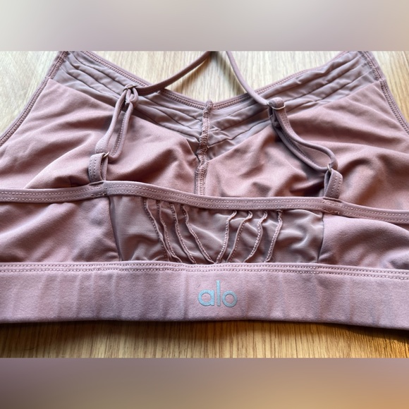 ALO Dusty Rose Yoga Sports Bra/Intimates - Picture 4 of 8